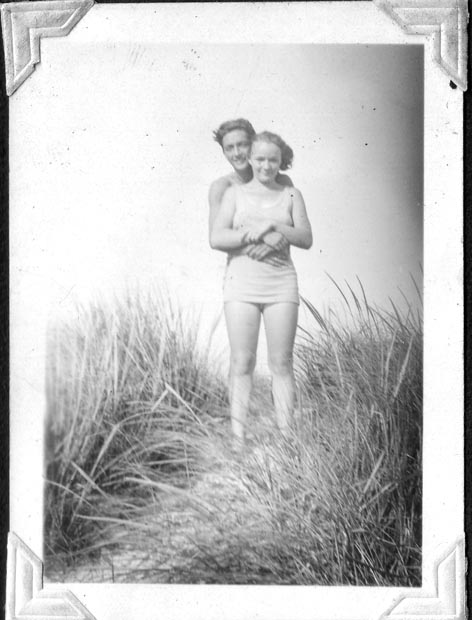 12.lido_hug_sep32